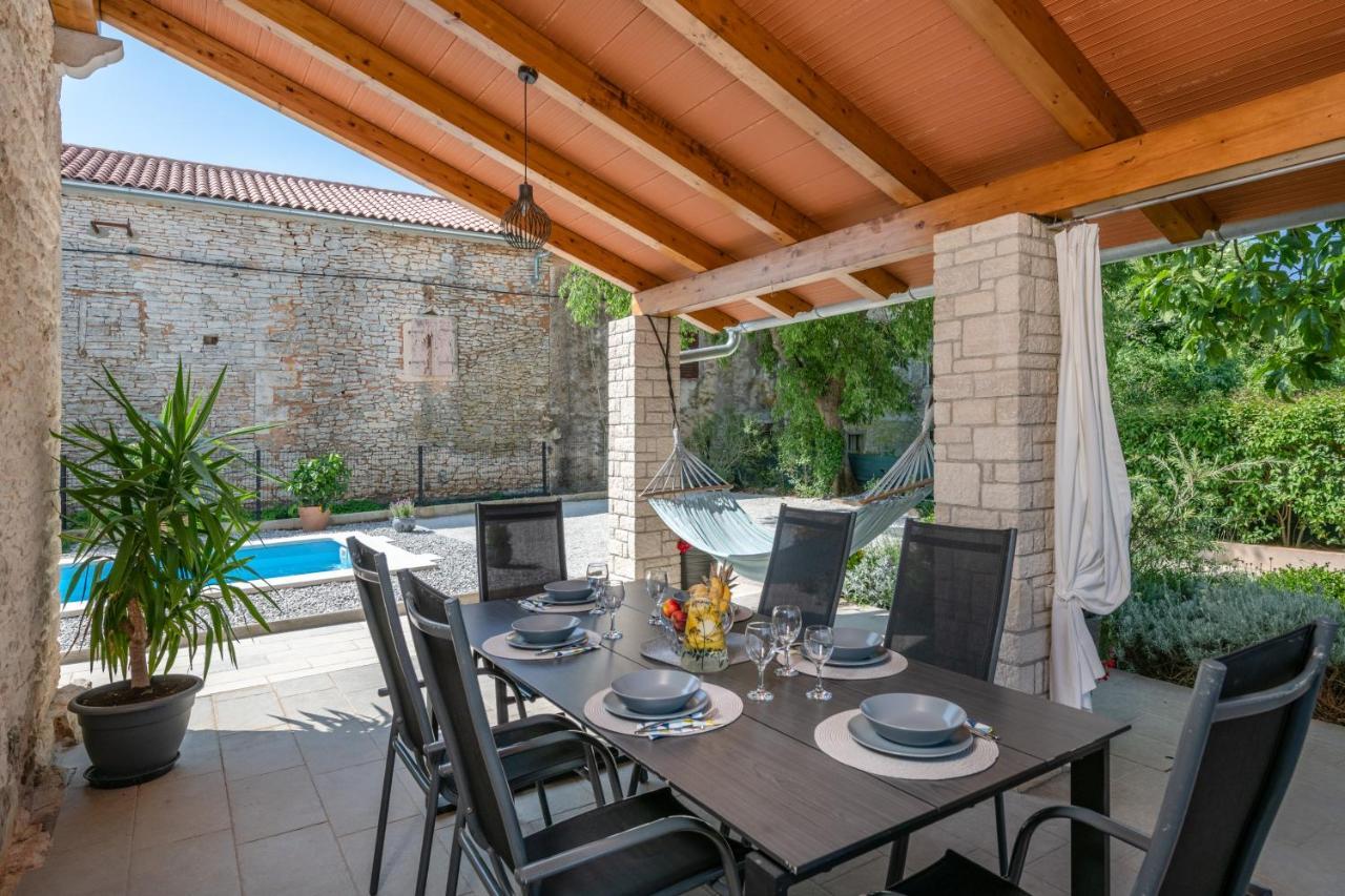 Villa Ena With Private Pool Pinezici  Exterior photo
