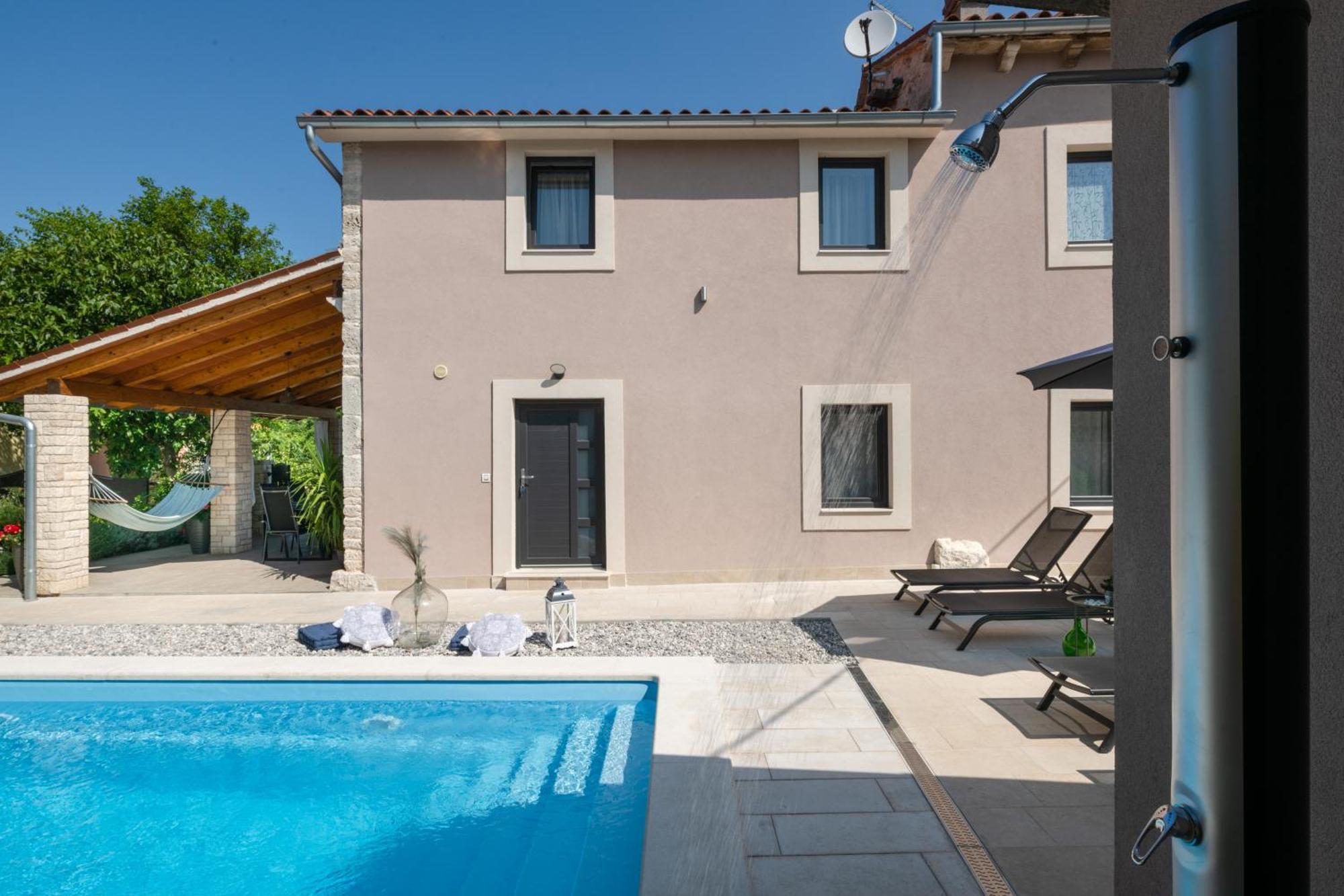 Villa Ena With Private Pool Pinezici  Exterior photo